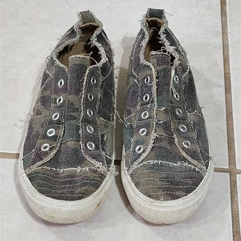 Camo Sneakers Slip On Shoes Distressed Canvas Casual Comfort Flats Women